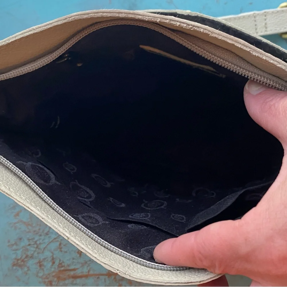 Born Crossbody Leather Bag Dove NWT - Picture 11 of 15